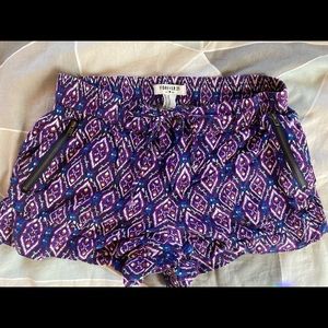 Forever 21, Size Small, Festival shorts, bohemian print, Excellent Condition